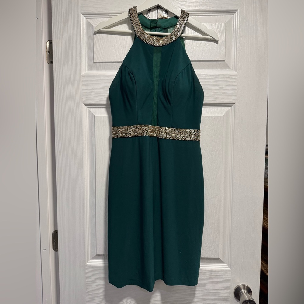 Faviana Green Sheath Halter Homecoming / Prom Dress